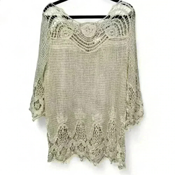 Forgotten Grace Women's Beige Crochet Bell Sleeve Tunic Size Medium - Picture 5 of 7